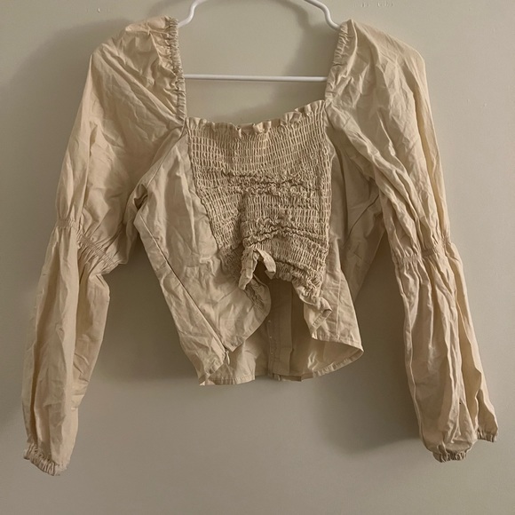 Fitted blouse top - Picture 2 of 2